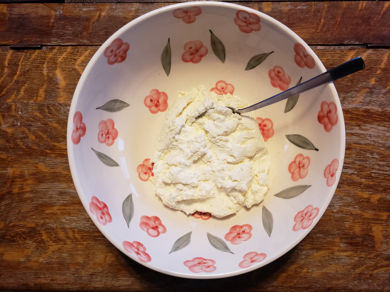 Illustration for article titled It's surprisingly easy—and worth it—to make ricotta at home